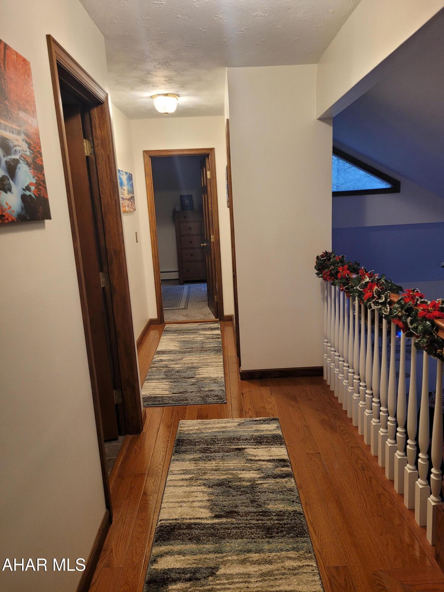 Glendale Yearound - Residential