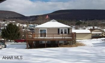 Cute 2 bedroom ranch home on large lot. Finished family room in the basement, rear deck.  Deposit to be $1000 or 2% of purchase price, whichever is greater.
