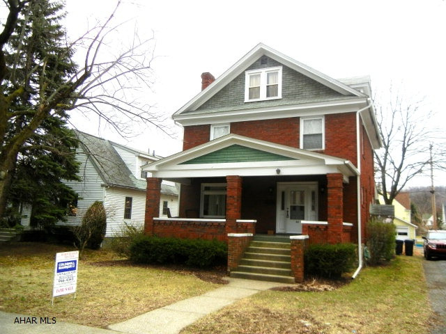 Super house on a great block!  New kitchen and bath, hardwood floors, finished 3rd floor, new deck, 2 car garage.  Large master BR, has office or sitting area.  This has been deemed by FEMA to be in an area that does not  require flood insurance...it is not in a flood plane.