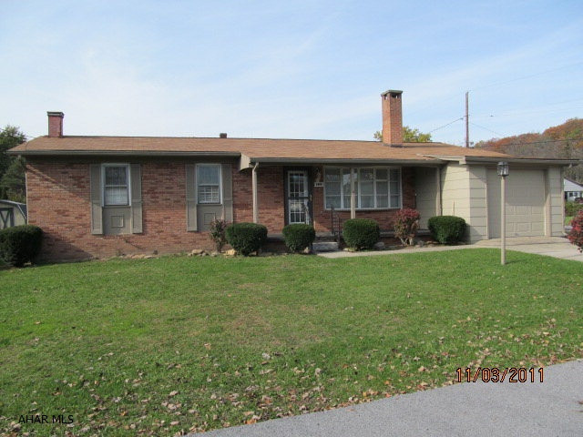 A clean, well-maintained, must-see home in a great neighborhood. 3 BR's, 2.5 baths, lge. family room addition and finished basement with fireplace and bar, 1-car garage, shed on a nice level lot. Bring offers!
