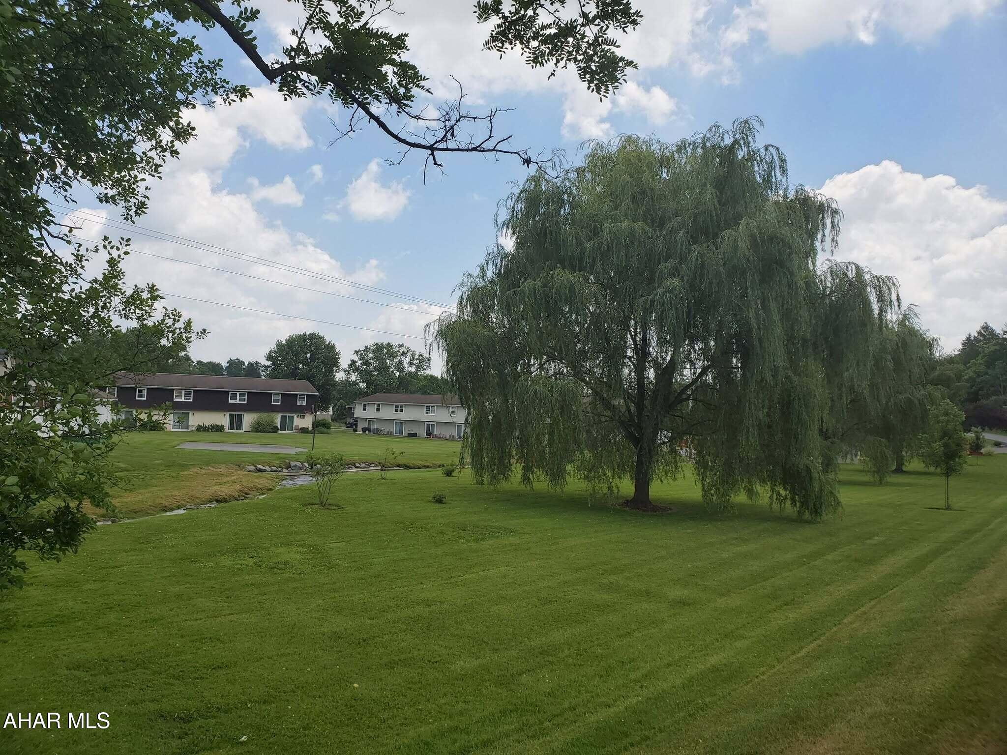Maple Hollow - Residential