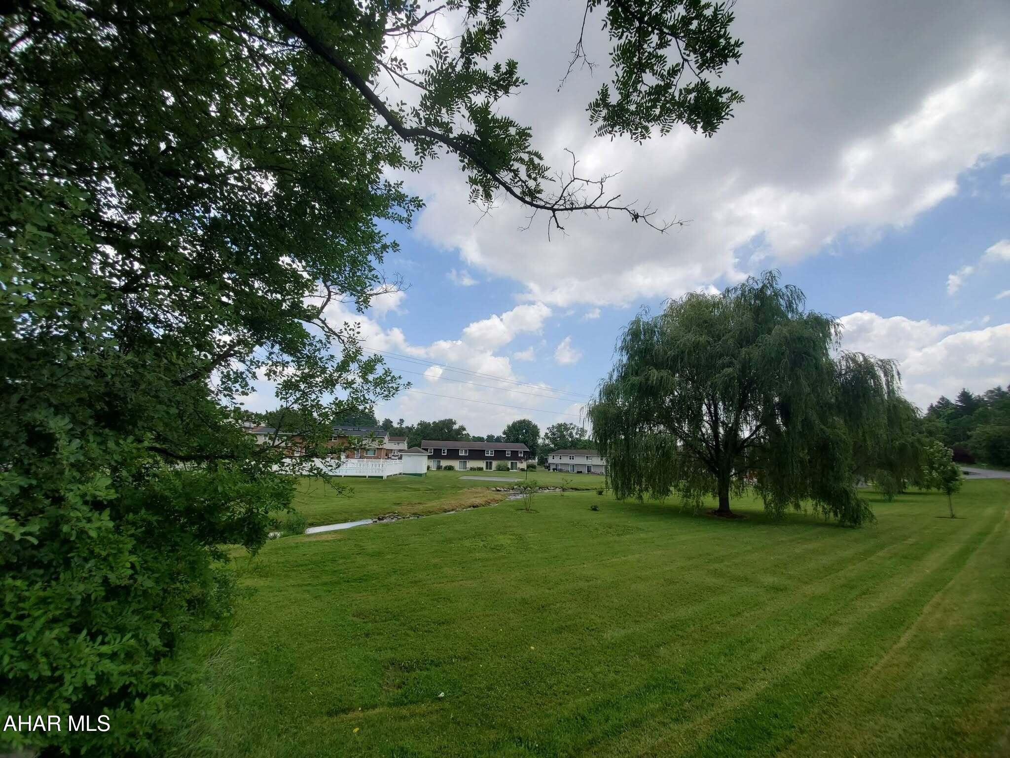 Maple Hollow - Residential