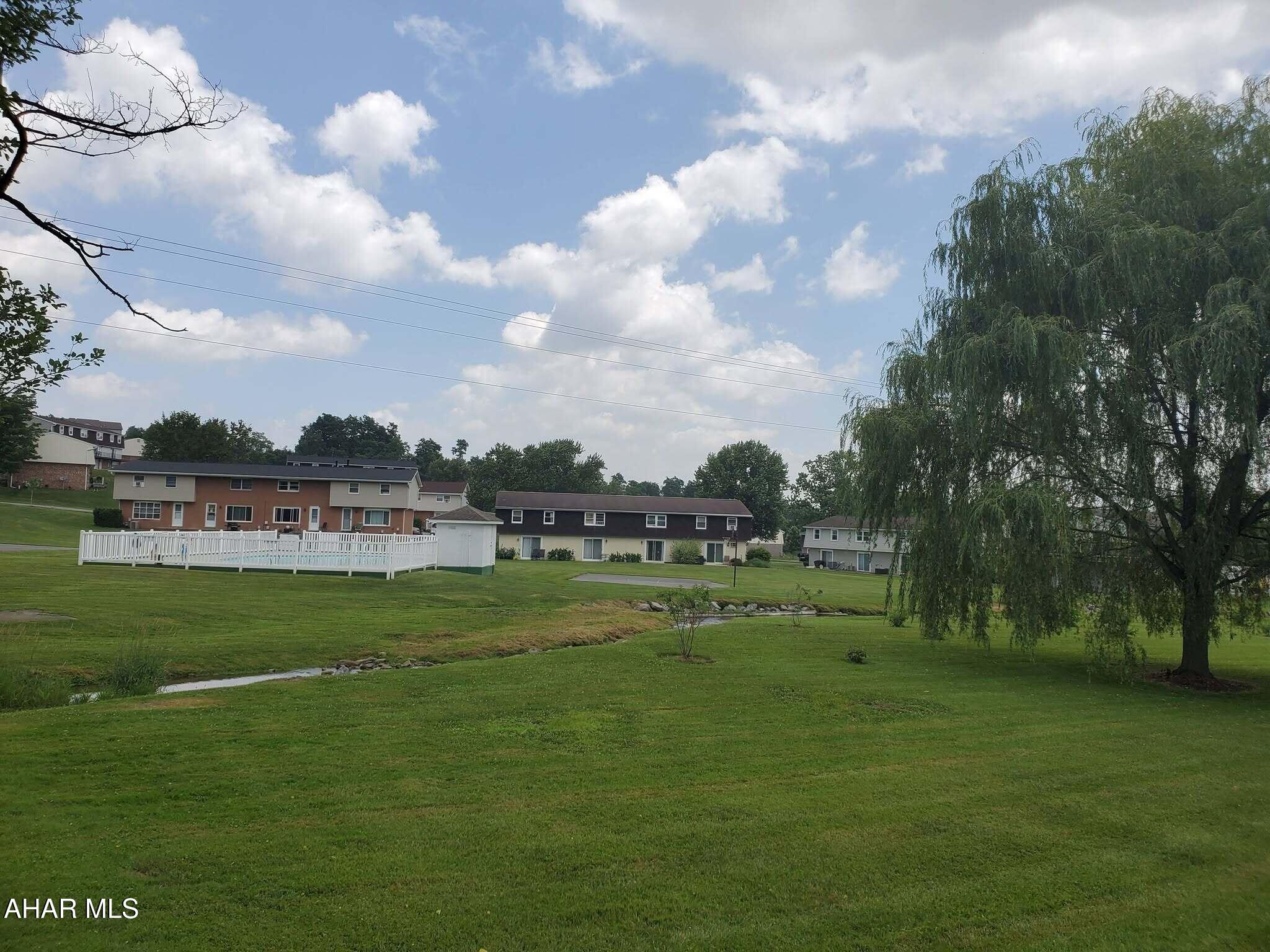 Maple Hollow - Residential