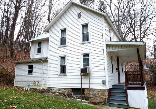 2-Story 3BR/1BA home with public water and sewer. Many vewer amenities inclluding bathroom, metal roof, vinyl siding, thermal windows, oil FA furnace, electric water heater and front porch.