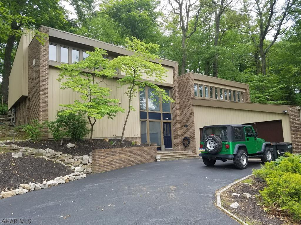You will not believe this stunning multi level contemporary home! Seller has made so many upgrades including: new flooring, new lighting, interior/exterior repainted, custom master closet, all bathrooms remodeled, custom step tread, new laundry room, new kitchen with stainless steel appliances and much more! This non traditional layout is perfect for entertaining and absolutely a conversation piece!  Exterior maintenance and lawn care is simply a breeze,  allowing you time to entertain and have your own private escape. Seller is willing to pay 6% of buyer's closing costs with a full price offer! For your private tour call listing agent today.