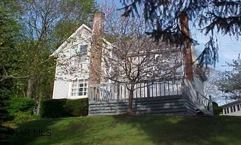 Location, Location, Location...Home overlooks Spring Dam!  Updated bath, New Oak Kitchen, Lots of closet space, Some new carpeting.  Seller is relative of PA licensed realtor. Location, Location, Location...Home overlooks Spring Dam!  Updated bath, New Oak Kitchen, Lots of closet space, Some new carpeting.  Seller is relative of PA licensed realtor.