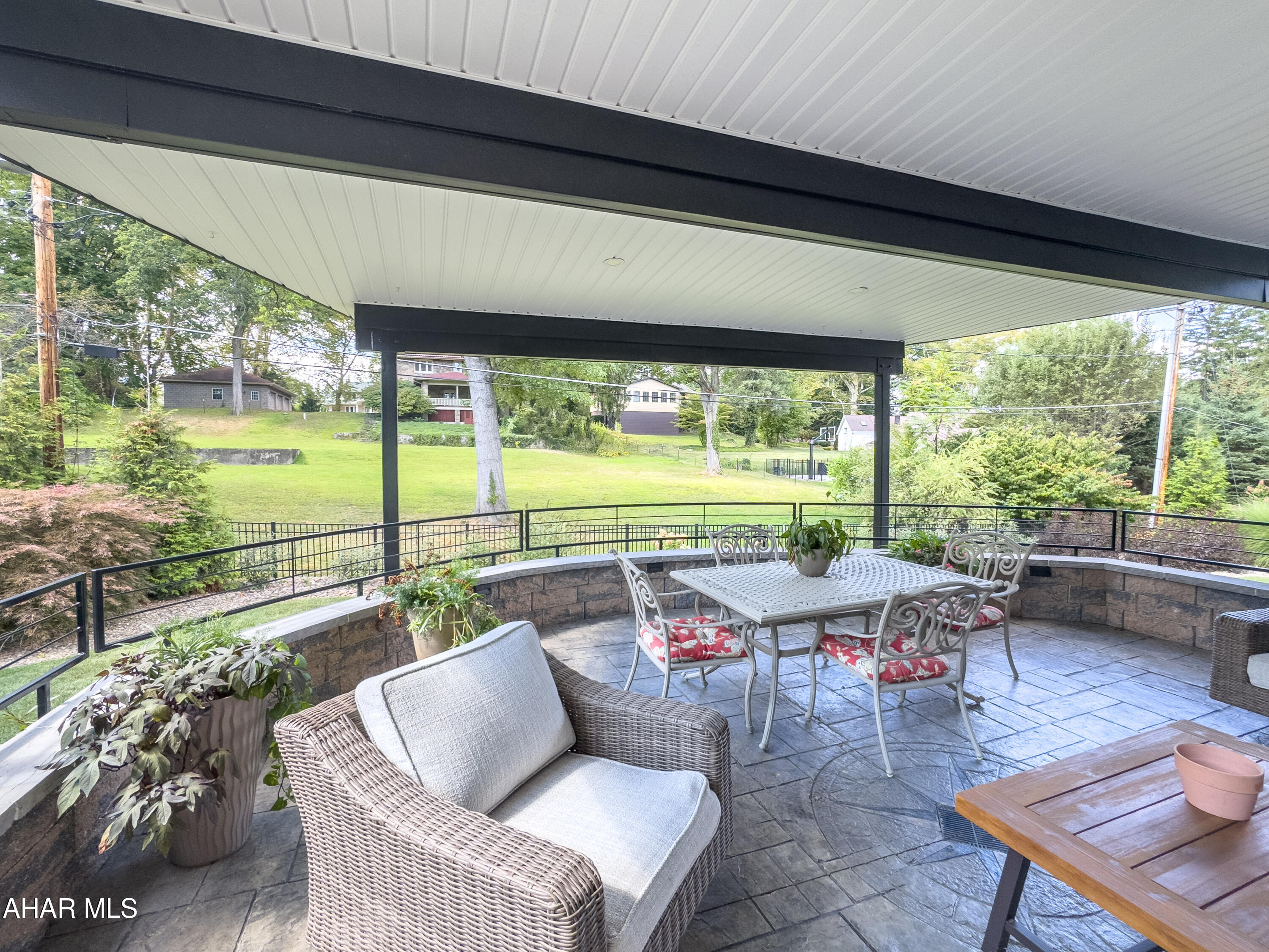 Mansion Park - Residential
