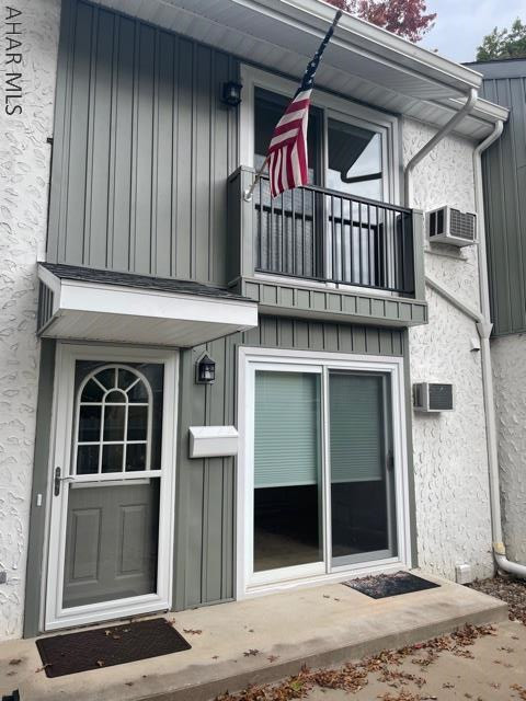 Located in Toftrees in Cricklewood Crossings this well maintained and spacious 3BR, 2.5 BA condo with plenty of closets. storage, a private screened patio that backs up to nature, is only 2.5 miles to Beaver Stadium.  HOA dues are $380 per quarter - includes trash,landscaping, grass care, snow removal common area insurance, parking lights, parking maintenance paving. New Hot water tank installed November, 2021.