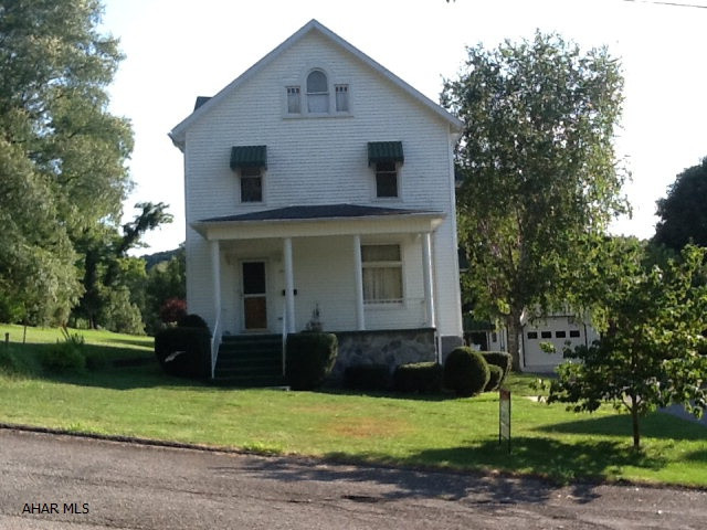 Taxes do not include a $172.21 Homestead exclusion credit. This is a very well kept family home that that just needs some minor updates with a great yard for the children to play in or for gardening. The home is located in a quiet low traffic area on the edge of Stonerstown setting one block from the playground and a short distance to the Elementry school. The home has been well maintained on the outside and is a good solid condition. Home may require some fresh paint inside and some new carpeting but this home is going to make some family a great home.