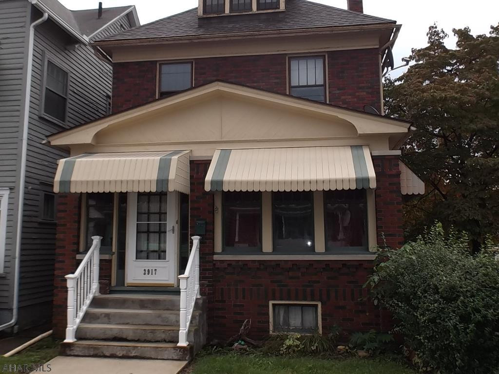 All brick 3 bedrm home w/fenced-in yard. Living rm w/gas fireplace, formal dining rm, enclosed front and back porches. Finished attic. Newer roof. Close to Mansion Park.