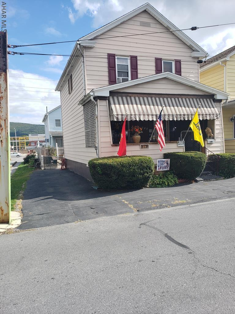 Great starter home for 1st time home buyers,