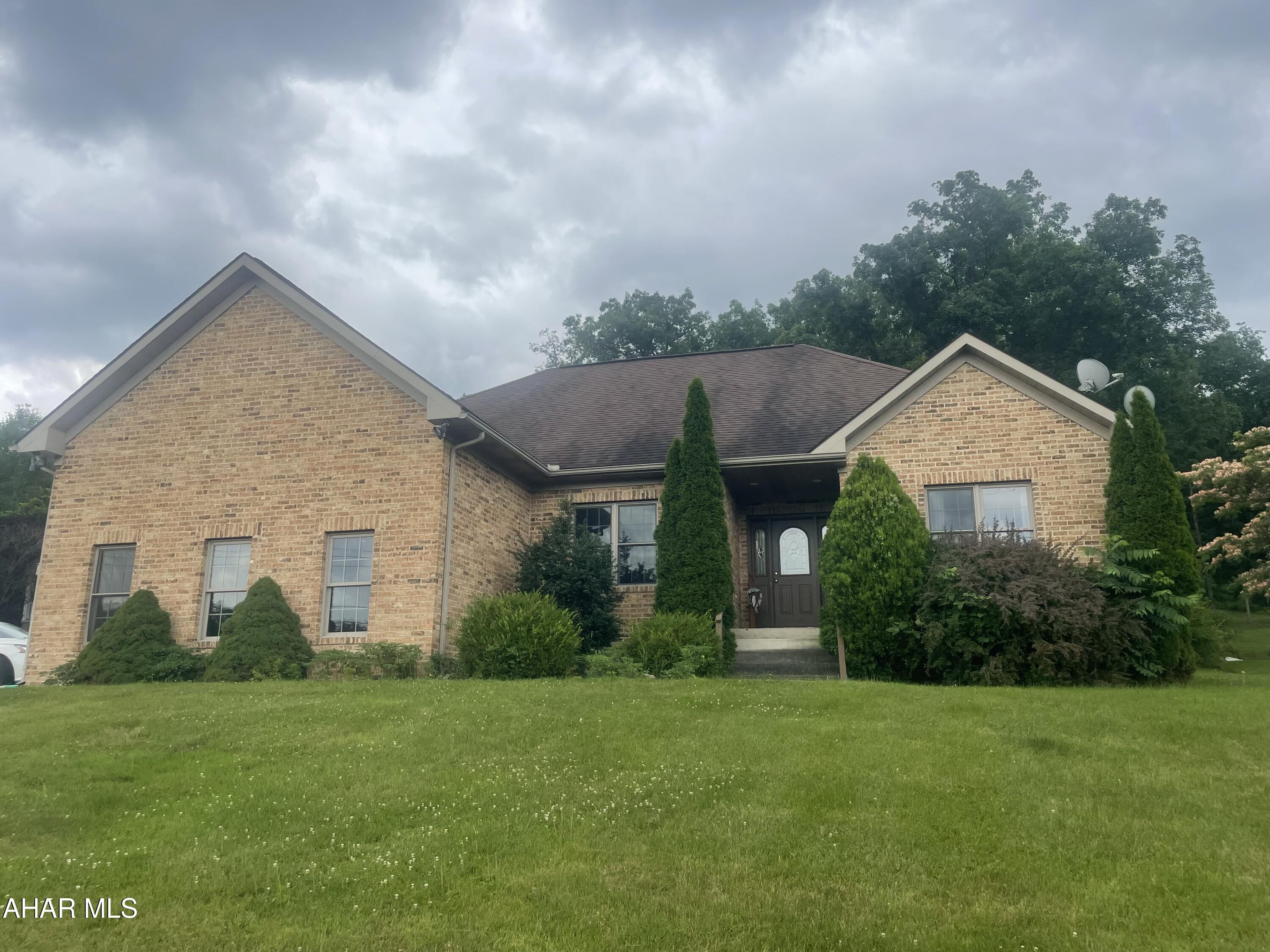 Gorgeous all brick custom designed and built in 2004
Open concept with main bedroom and bath. Walk in closet. Easy access to backyard pool and court. 
Partially finished basement with dry bar and half bath. This home on the 100x472 (1acre) 
Shared driveway with easement agreement in place 
See addl docs