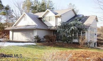 FABULOUS CURB APPEAL!  THIS IMMACULATE FOUR BEDROOM OFFERS TWO FULL AND TWO HALF BATHS!  LARGE EAT IN KITCHEN WITH ALL APPLIANCES INCLUDED.  LIVING ROOM FEATURES VAULTED CEILINGS WITH GAS FIREPLACE.  FULL FINISHED LOWER LEVEL WITH WALK OUT FAMILY ROOM. FABULOUS CURB APPEAL!  THIS IMMACULATE FOUR BEDROOM OFFERS TWO FULL AND TWO HALF BATHS!  LARGE EAT IN KITCHEN WITH ALL APPLIANCES INCLUDED.  LIVING ROOM FEATURES VAULTED CEILINGS WITH GAS FIREPLACE.  FULL FINISHED LOWER LEVEL WITH WALK OUT FAMILY ROOM. ALL ON 1/3 ACRE OF WOODED PRIVACY!  ASK FOR BOB MILLER!