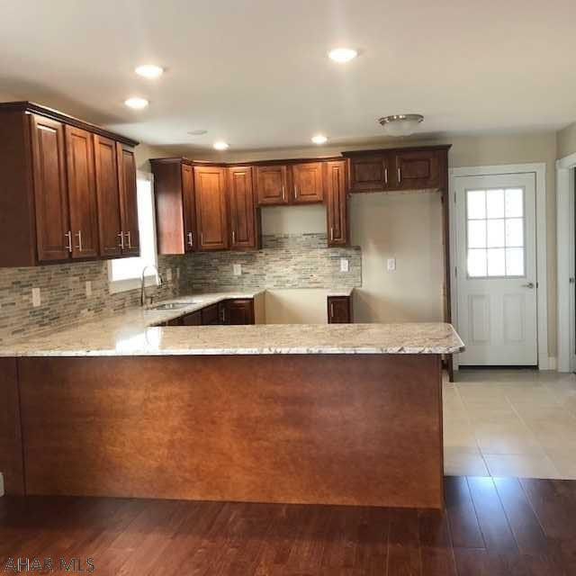 Church Hill Manor - Residential