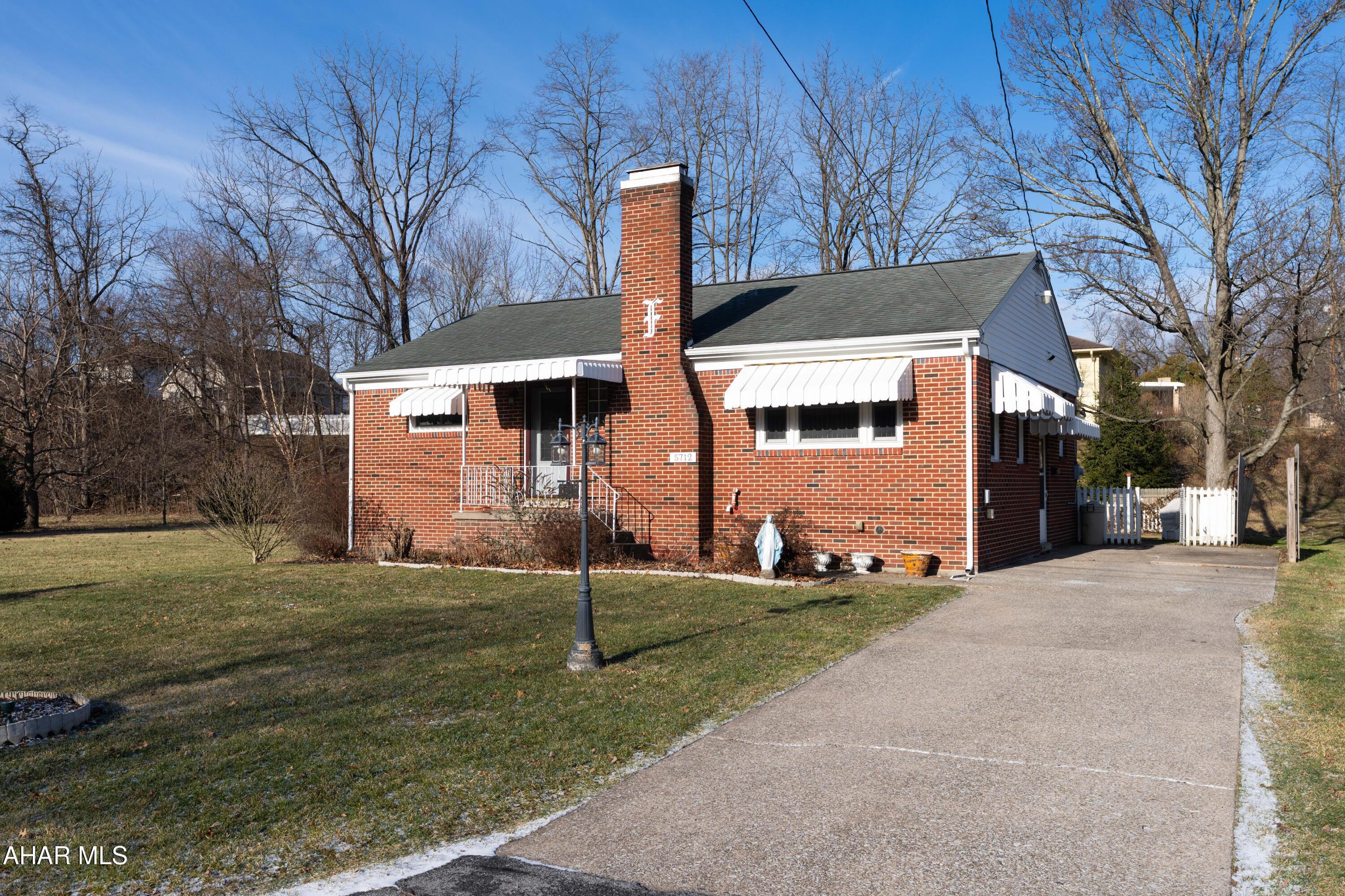 Quaint & Quiet Brick Single-Story

Welcome to this sweet brick single-story home offering comfort & convenience in a peaceful setting. Featuring 2 bedrooms and first-floor laundry, this home is setup for easy, one-level living (with the added bonus of additional laundry hookups in the basement!).

The living room is a nice size & has a gas fireplace.  There is space for a dining area here, or the kitchen can be eat-in & includes all appliances.  The bathroom offers both a shower & soaking tub, perfect for relaxing at the end of the day.  Basement offers area for a workshop, plenty of storage or possibility of some additional living space.

Step outside to enjoy a screened-in back patio area, complete with a wet bar and ceiling fan—an ideal space for entertaining or unwinding while overlooking the yard that is perfect for play, landscaping, or both.

Addl highlights include a newer roof (approx 4 years old), Central Air and a location that offers super quick access to shopping, dining, and amenities! This home is a great blend of convenience and simplicity—don't miss your opportunity to make it yours.