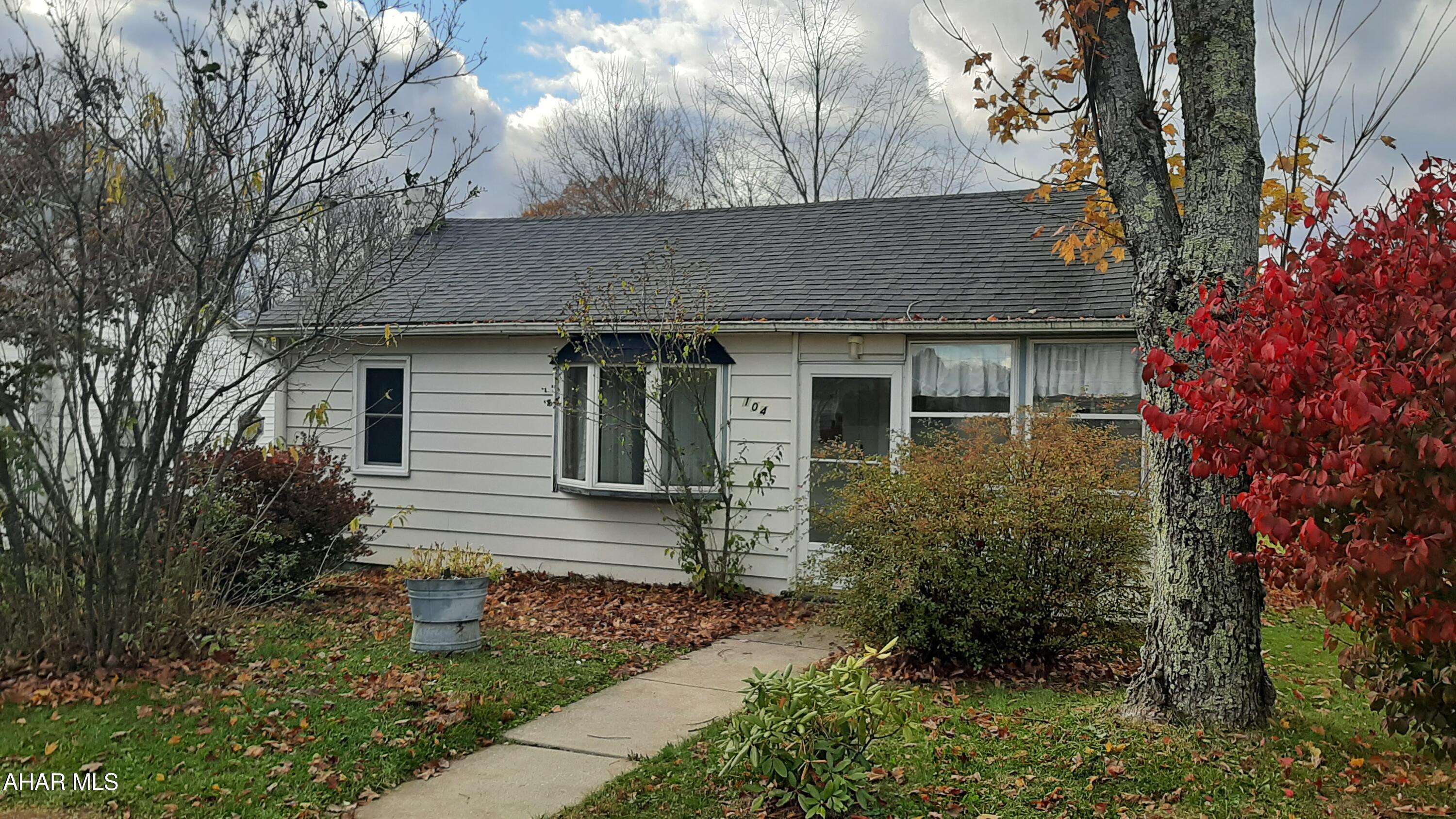Adorable ranch home in Penn Cambria SD! This 2 bedroom, 1 bath home offers updated eat in kitchen with plenty of storage and counter space, living room with plenty of natural light, main level laundry, storage area and private back yard. This home is priced to sell! Call for your tour today!