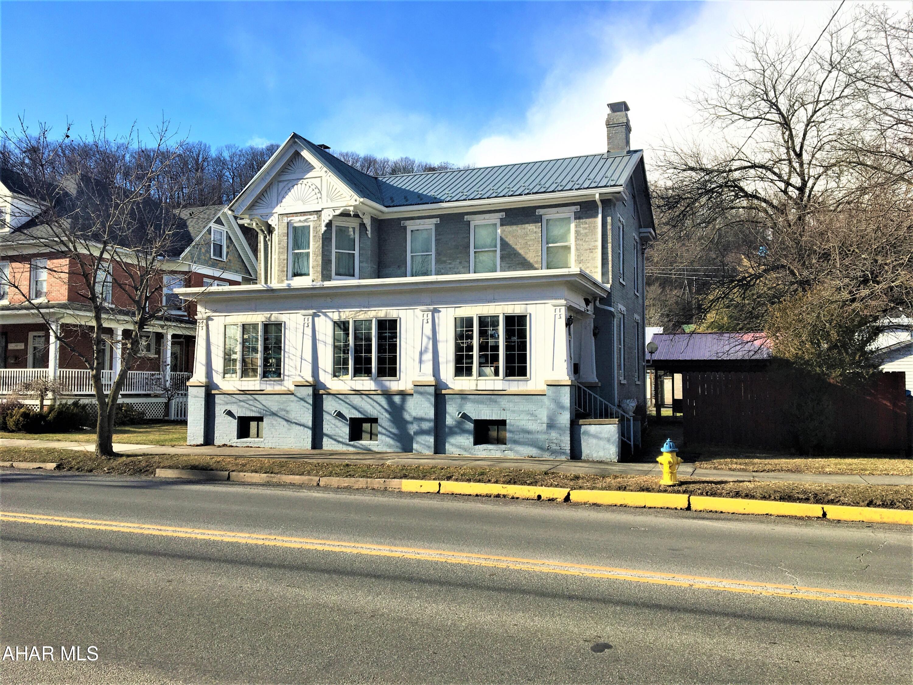 In town 2 story built in 1870, Home has great bones but needs lots of TLC. 5 Bedroom and 2 bathrooms. Great outside entertaining area.