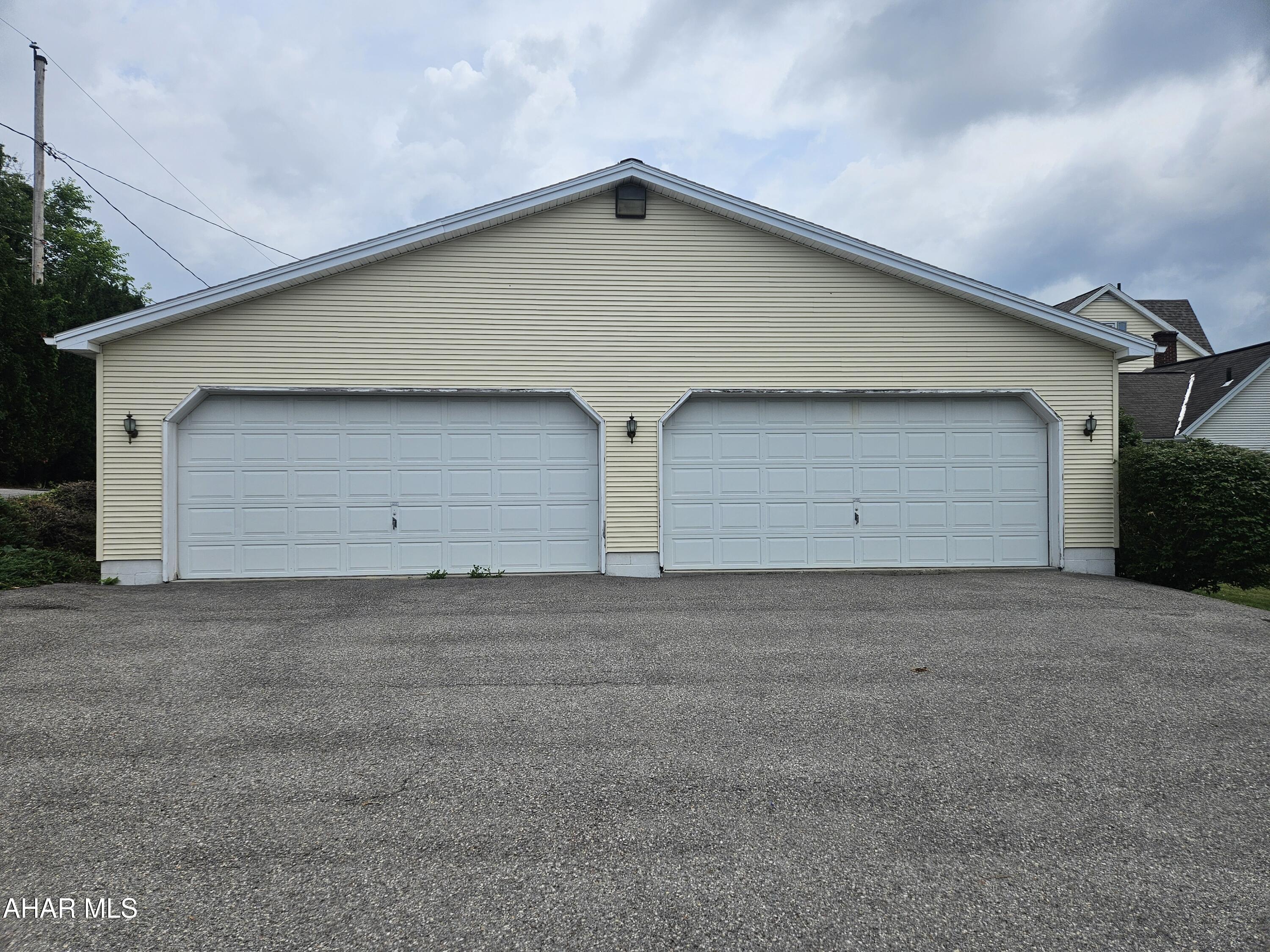 Pleasant Valley - Residential