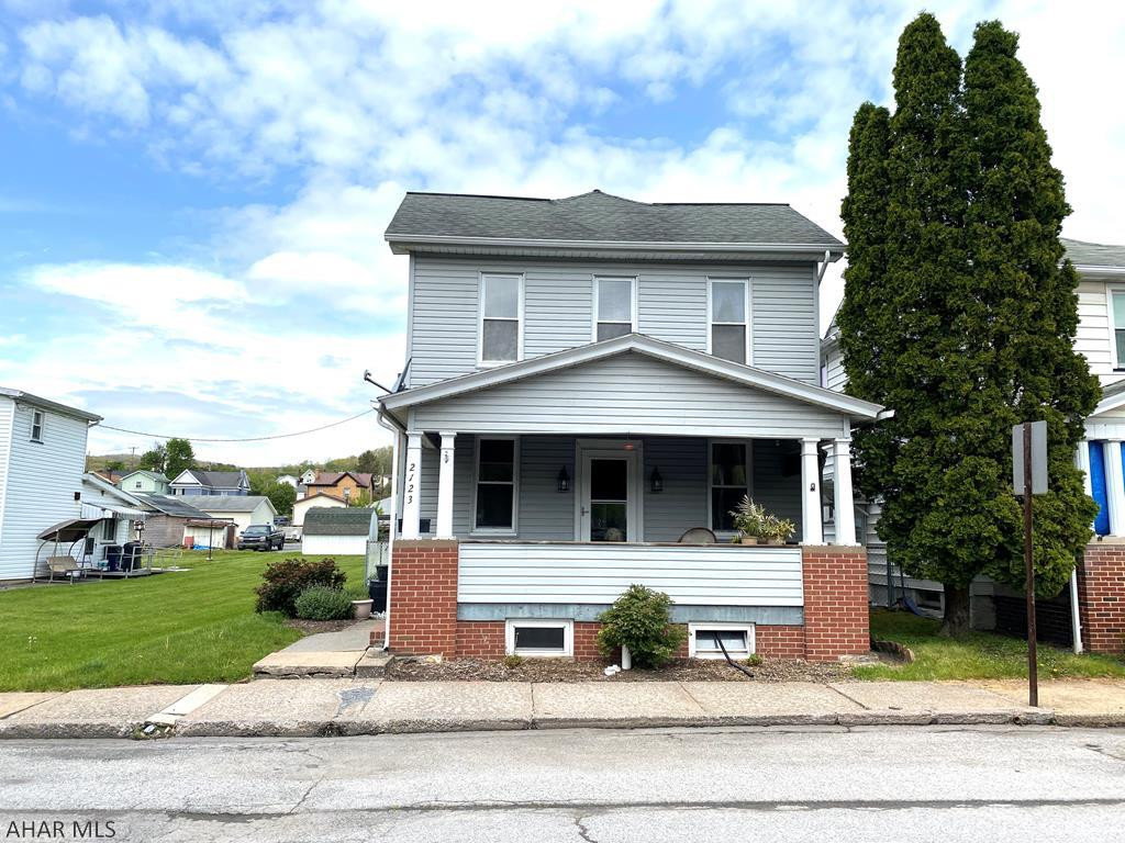 Two story home in the Tyrone Borough. This home features 3 bedrooms, one large bath, and a large kitchen. The back yard is fenced, landscaped, and has a small patio for cooking out in the warm months.