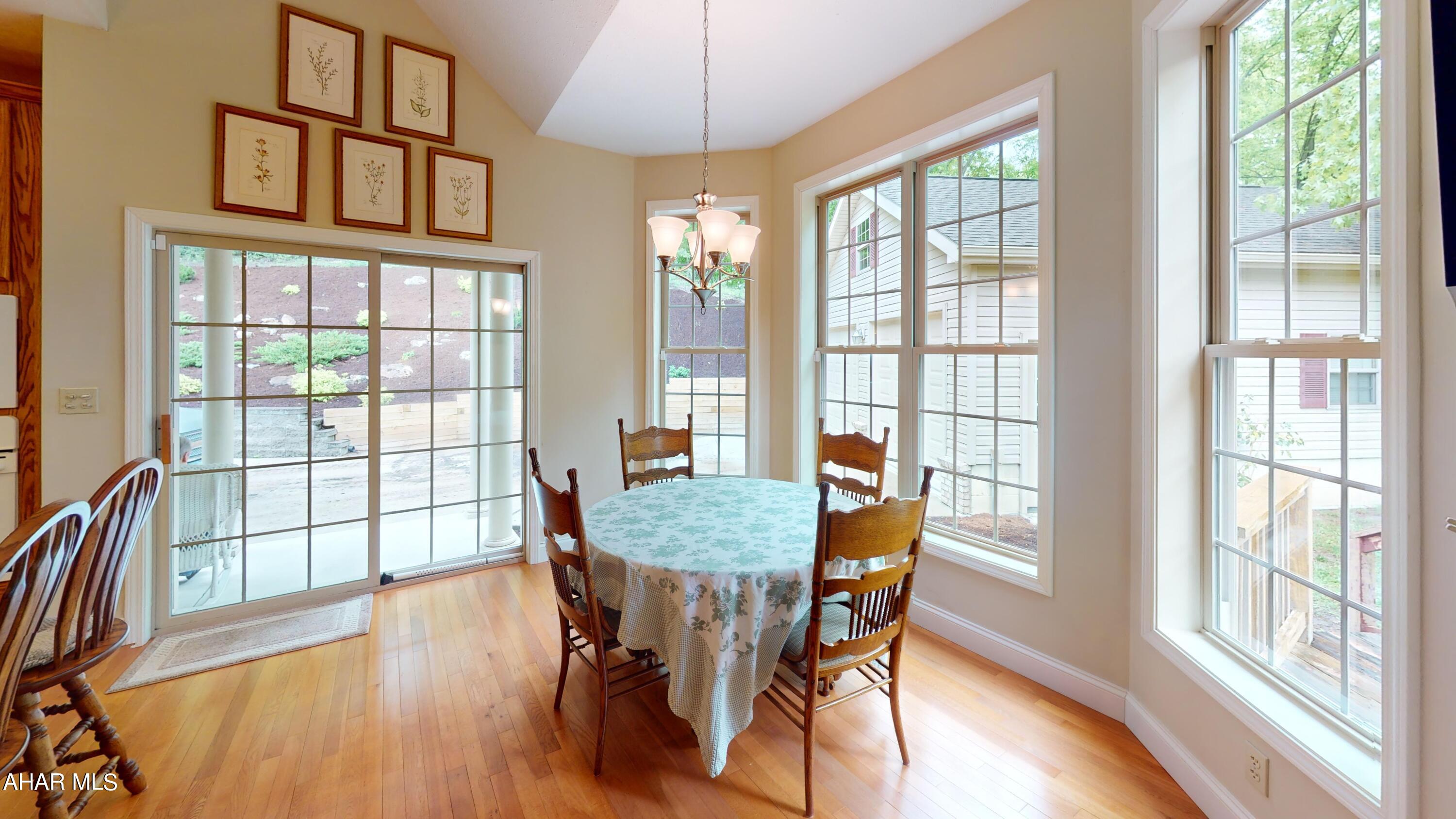 Fox Hollow - Residential