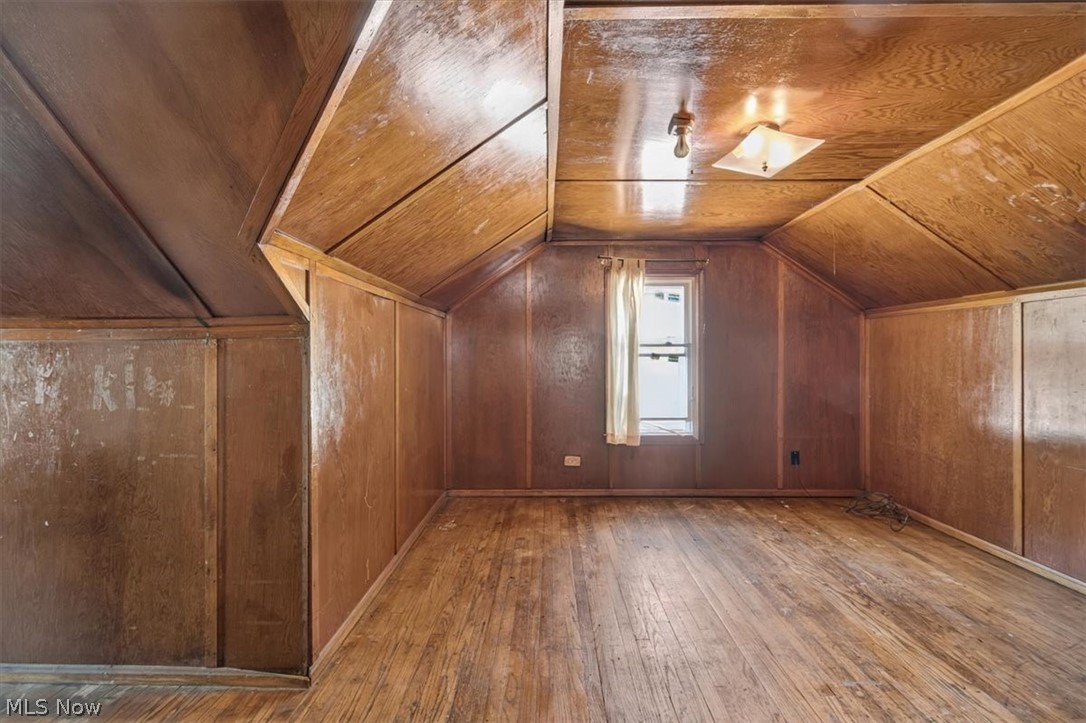 Wald & Duffeys Ctr Hwy Su - Residential