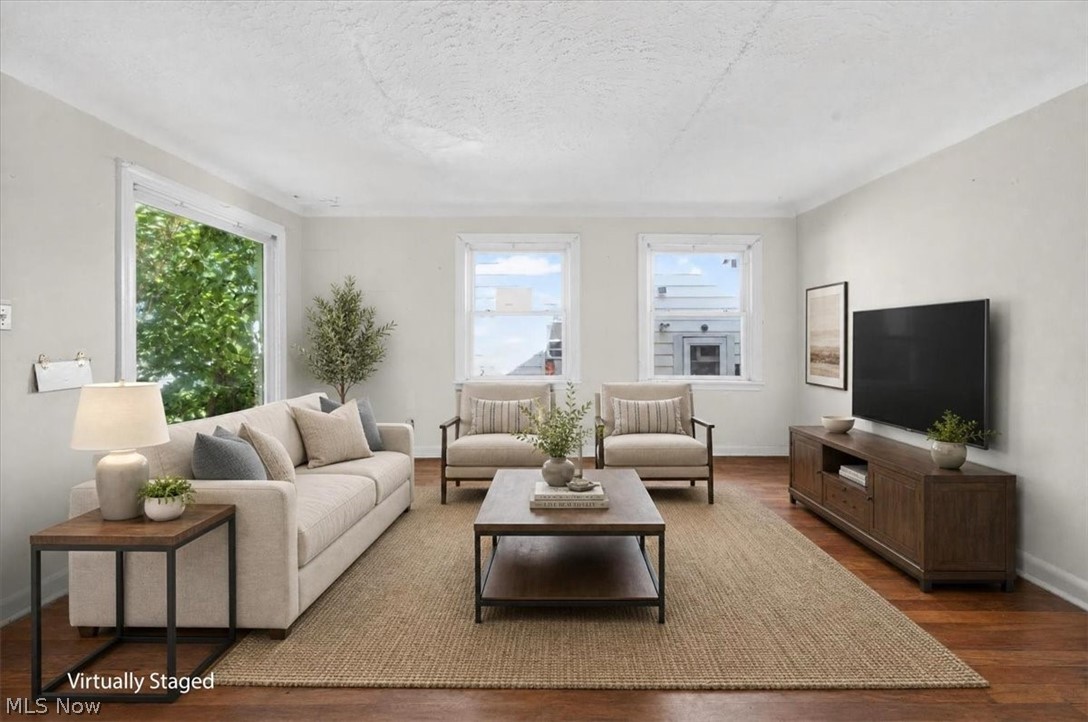 Wald & Duffeys Ctr Hwy Su - Residential