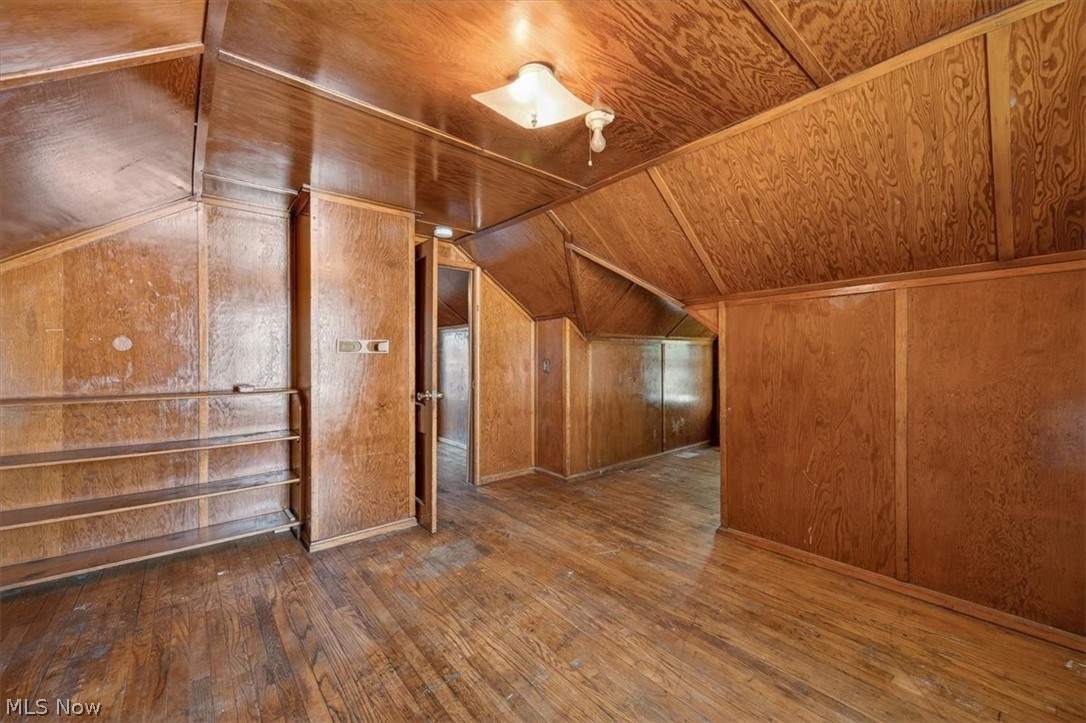 Wald & Duffeys Ctr Hwy Su - Residential