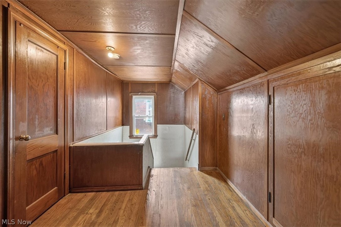 Wald & Duffeys Ctr Hwy Su - Residential