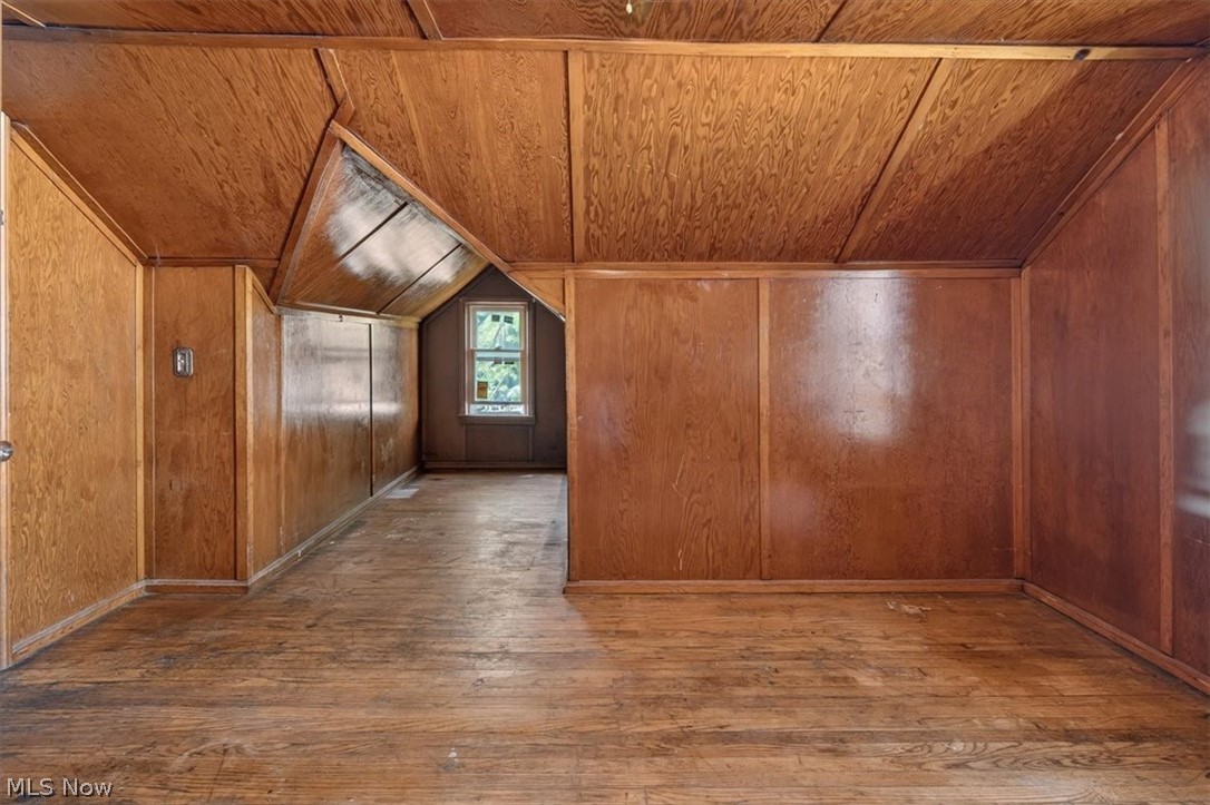 Wald & Duffeys Ctr Hwy Su - Residential