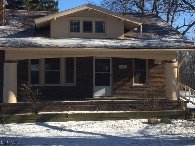 This property is eligible under the Freddie Mac First Look Initiative through 1/26/2016. Newer flooring and fixtures in this spacious 4 bedroom home with 2 full baths, living room, dining room, and additional room on the second floor to use as you wish. Detached garage with workshop for the car enthusiast.
