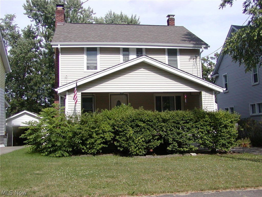 Many updates in this 4 bedroom 2 bath colonial.  Beautiful newer applianced kitchen with many cupboards, newer furnace, central air & hot water tank, newer carpet, sump pump, glass block windows, many newer replacement windows, 2 newer garage door openers & garage doors. Fireplace in the living  and 1 in the basement . Both checked & cleaned and living room fireplace has newer liner.  Newer flat roof on the addition. Newer roof on the main house. 1st Floor laundry.  Lots of closets and storage.  2 built in china cabinets in the dining room. Unfinished 3rd floor for storage.
Jetted bathtub in upstairs bath. Some newer interior doors.  Duct work cleaned. Fences present do not belong to this homeowner. Mirror in downstairs bathroom does not stay. Another one will be put up. America's Preferred Home Warranty included.