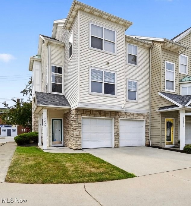 Waters Edge Condo Ph V - Residential