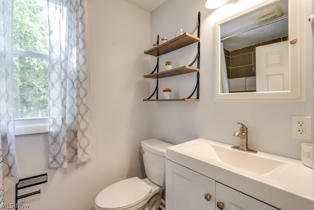 Van Aken & Strock Cos Scenic - Residential