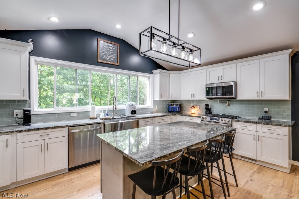 Van Aken & Strock Cos Scenic - Residential
