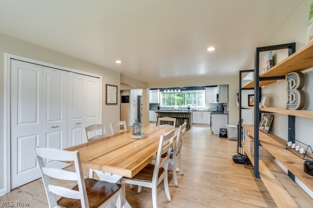 Van Aken & Strock Cos Scenic - Residential