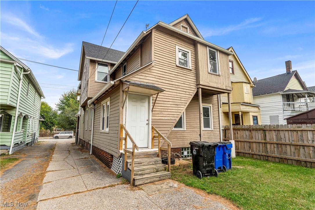 Diodate Clarks - Residential Lease