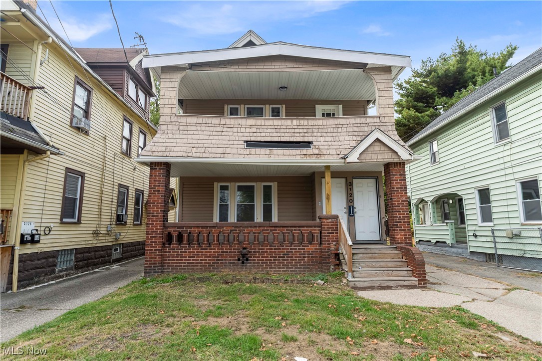 Diodate Clarks - Residential Lease