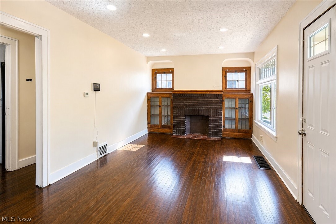 Garfield Heights Realty Companys - Residential