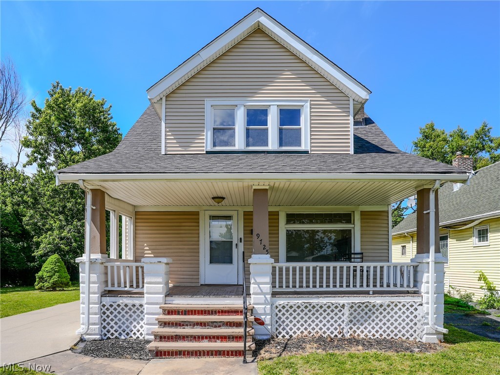 This charming 4, bed, 2.5 bath colonial in Garfield Heights is the perfect place to put down roots. Move in ready and thoughtfully maintained, it offers generous living space, a classic layout, and a long driveway ideal for multiple cars or guests. Located near schools and community amenities, it's a wonderful fit for families looking for comfort, convenience, and a home that feels welcoming from day one! 

Financing Incentive: Buyers who choose to get pre-approved or financed through Liberty Home Mortgage may be eligible for lender-provided incentives. Incentives are offered directly by the lender and are not dependent on using any specific real estate agent. Contact me for more information.