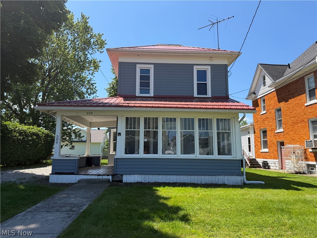 Fabulous Louisville location for this 3 bedroom 2 story within walking distance to local parks, schools and ice cream shops! With just a little sprucing up, this home is perfect for you and your family. Home offers a full bath on the main and 2nd level as well as a 1st floor laundry and mechanics that appear to be somewhat updated. Roof is metal and kitchen has granite counters. Lots of soap and paint will go a long way in this beauty. Sold as-is.