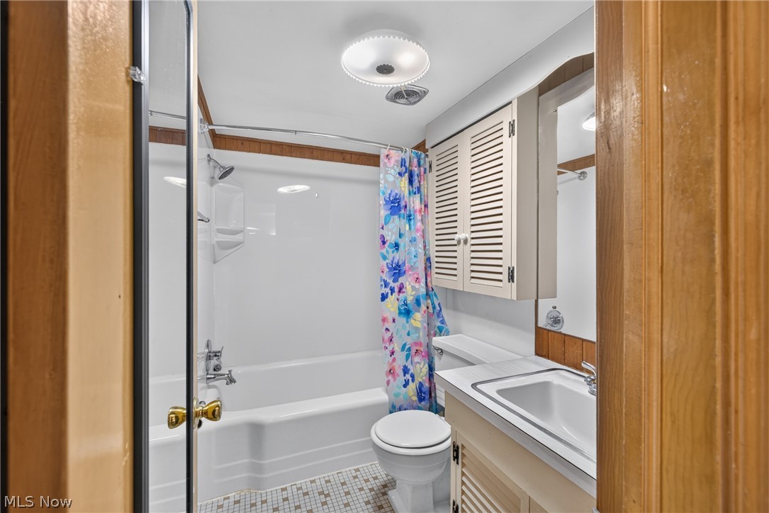Carriage Hill Condo - Residential