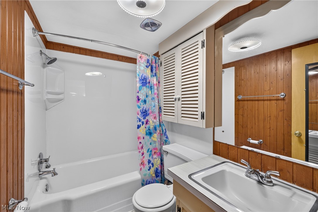 Carriage Hill Condo - Residential