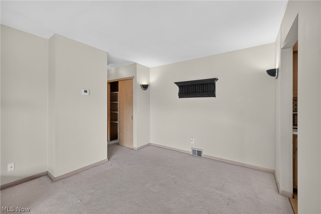 Carriage Hill Condo - Residential