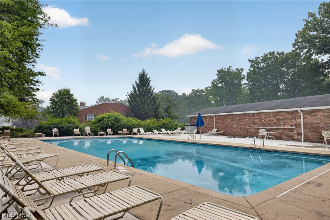 Carriage Hill Condo - Residential