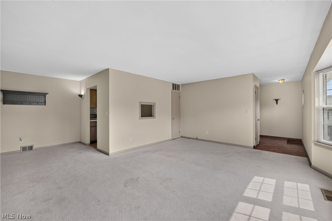 Carriage Hill Condo - Residential