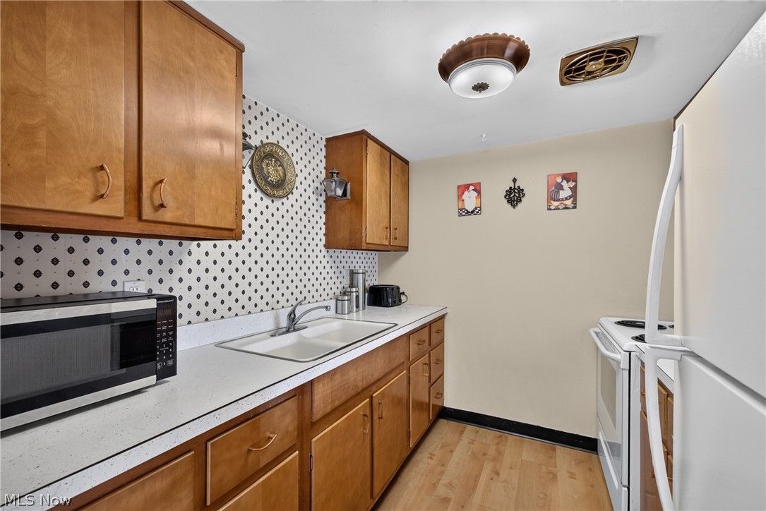 Carriage Hill Condo - Residential
