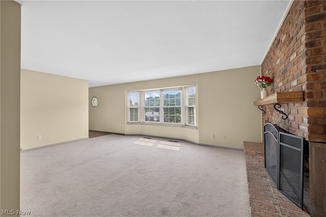 Carriage Hill Condo - Residential
