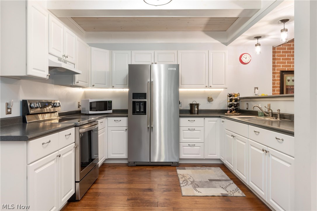 Ash Meadows 02 - Residential