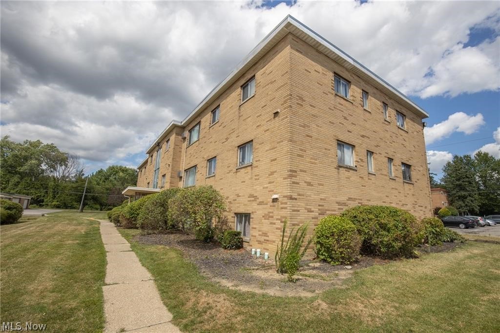 Royal Court - Residential
