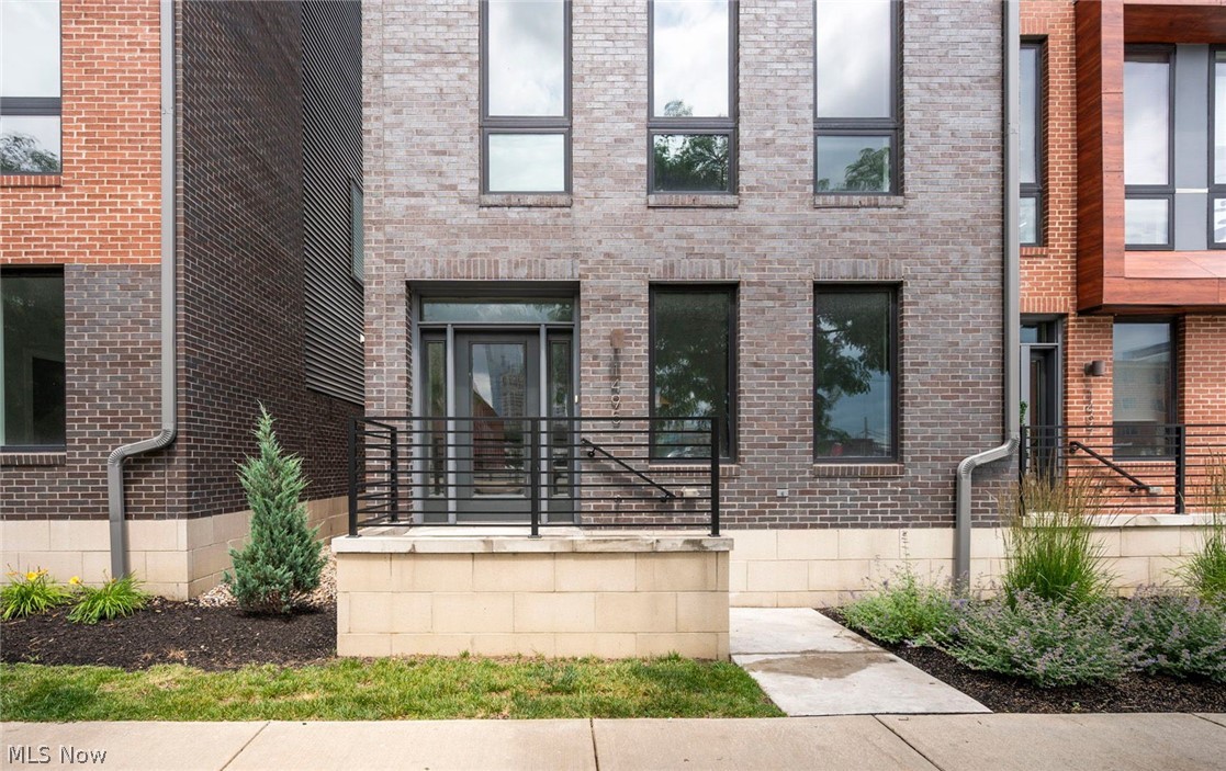 Sub Plat/Avenue District Ph - Residential
